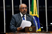 Meio ambiente é um assunto que precisa ser discutido com urgência, diz Paim 