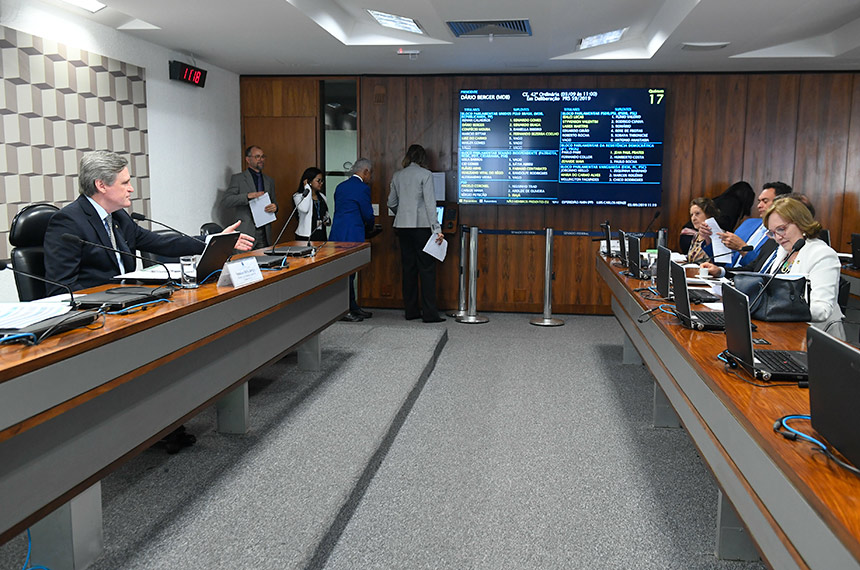 Comissões vão discutir cortes no CNPq e na Capes em audiência na quinta-feira