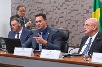 Programa que reduziu uso de drogas na Islândia é apresentado a senadores