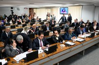 Votos em separado pedem mudanças na reforma da Previdência e até rejeição do texto