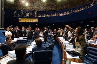 Senado brigou por PEC paralela na última grande reforma da Previdência