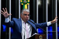 Operação Lava Jato está sob ataque dos três Poderes, diz Eduardo Girão