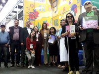 Senado doa obras em braile na Bienal Internacional do Livro, no Rio