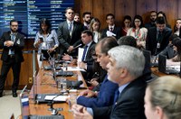 Representantes de redes sociais serão convocados a depor em CPI das Fake News