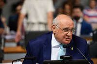 Aprovada na CCJ livre escolha de oficina por clientes de seguradoras