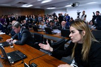 Nova Lei das Teles segue com urgência para o Plenário