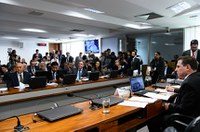 Votação de projeto sobre TV paga é novamente adiada