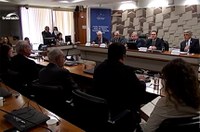 Cortes no orçamento dão o tom de debate da Frente Parlamentar de Ciência e Tecnologia 