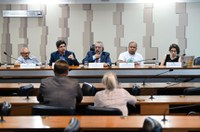 Previdência: aumento da miséria e do trabalho informal preocupa debatedores