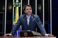 Reguffe critica projeto que altera regras eleitorais