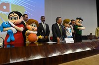 Senado homenageia Mauricio de Sousa por inclusão social de pessoas com deficiência