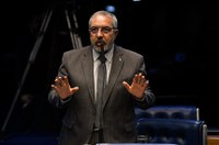 PEC paralela volta para a CCJ para análise de emendas