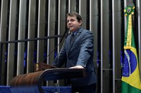 Reguffe entra para o Podemos, que vira segunda bancada do Senado