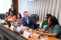 Comunidades tradicionais criticam falta de políticas públicas ambientais