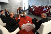 Governança é o caminho para um setor público eficiente, aponta debate