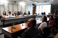 Debatedores defendem garantias para portadores de xeroderma pigmentoso