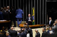 Fernando Bezerra Coelho diz que busca da PF no seu gabinete foi ataque ao governo