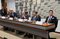 CCT apresenta projetos que levam internet por fibra ótica a regiões Nordeste e Norte 