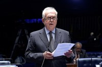 Jarbas Vasconcelos critica decisão do governo de importar etanol dos EUA