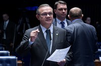 Wellington Fagundes celebra implantação de novas universidades no Brasil