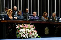 Senado homenageia Joaquim Roriz