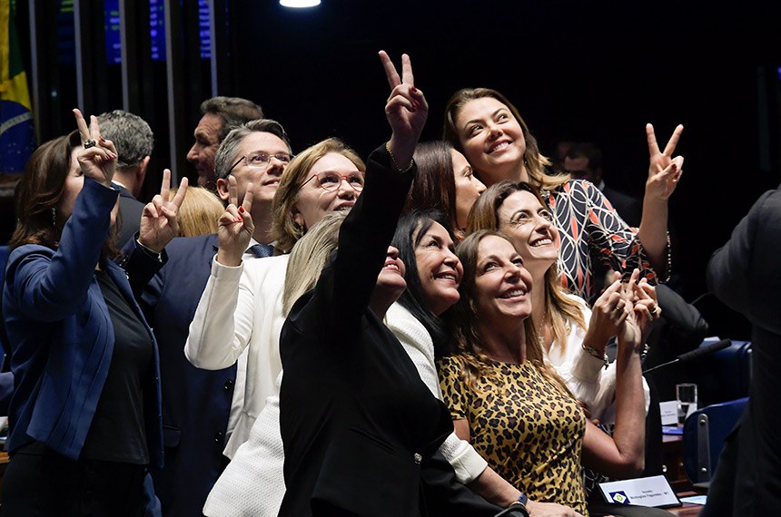 Aprovada de forma unânime, a PEC 75/2019, da senadora Rose de Freitas (Podemos-ES), segue para a análise da Câmara dos Deputados