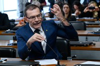 Estabelecimentos poderão ser obrigados a fornecer água gratuitamente aos clientes