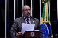 Paim se preocupa com aumento no índice de transmissão de HIV no país