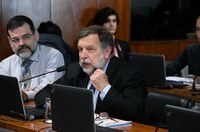 CDH aprova projeto que amplia cobertura vacinal e acesso a imunização