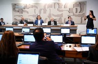 Debate na CAS aponta urgência da regulamentação da telemedicina