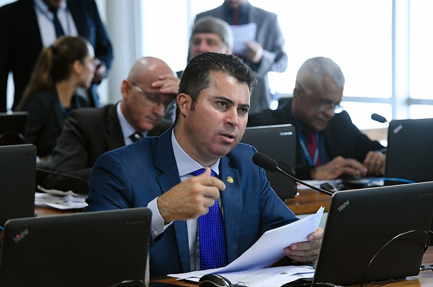 Marcos Rogério, presidente da CI e relator, explicou que votação teve de ser adiada devido à complexidade da matéria