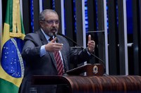 Paim pede devolução integral da MP do Contrato Verde e Amarelo ao Poder Executivo