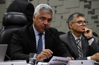 CAE pode votar projeto que dá benefício fiscal a cooperativas de táxi