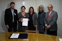 Municípios de Santa Catarina podem receber TV Senado no sinal aberto