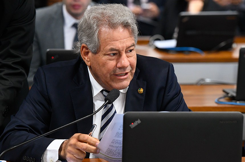 O senador Luiz do Carmo (MDB-GO) é um dos signatários do requerimento para a homenagem à Assembleia de Deus Ministério de Madureira