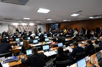 CCJ analisa prisão em segunda instância e PEC Emergencial