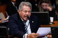 Projeto do Senado sobre cota feminina no Parlamento é discutido em evento nos EUA