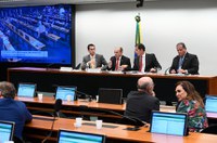 Comissão de Orçamento aprova 15 relatórios setoriais com as despesas para 2020