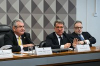 Empresário Paulo Marinho nega uso de residência como ‘QG de fake news’