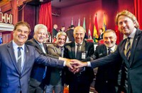 Parlasul elege novo presidente para 2020 e recebe delegação chinesa