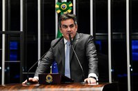 Ciro Nogueira defende urgência para votar projeto que criminaliza incentivo a automutilação