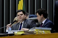 Davi ressalta acordo para votar prisão em segunda instância em 2020