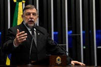 Flávio Arns destaca o papel das Apaes em 2,2 mil municípios