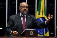 Paulo Paim registra voto de pesar pelas vítimas da tragédia em Paraisópolis