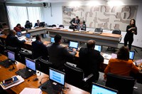 Servidores comissionados poderão ter acesso ao FGTS, aprova a CAS