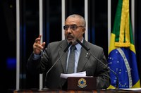 Paim critica projeto que muda cota para contratação de pessoas com deficiência