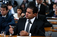 Probição da taxa de religação de água e luz está na pauta da CTFC