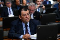 Projeto muda política de valorização do salário mínimo