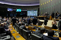 Aprovado crédito suplementar a órgãos do Executivo