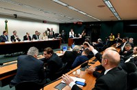 Bloqueio a 4 obras federais é mantido em proposta orçamentária de 2020 pela CMO